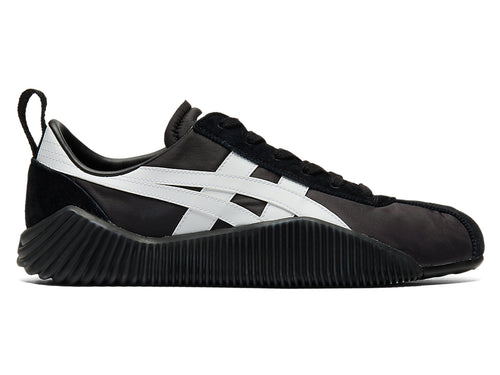Onitsuka Tiger Acromount Sneakers - Black / White